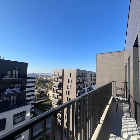 Apartament Neal Tirana